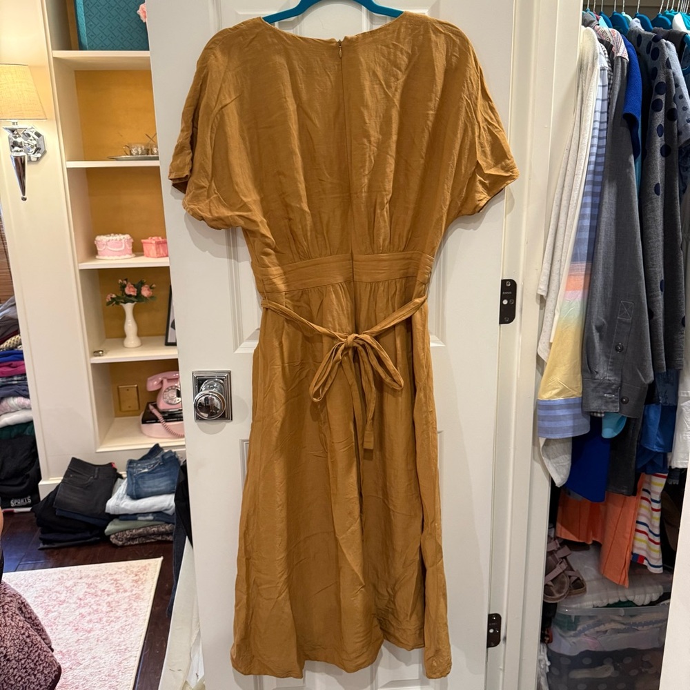 Madewell Linen-Blend Dolman Sleeve Tie-Waist Midi Dress Toffee/Mustard size 6 - Picture 9 of 11